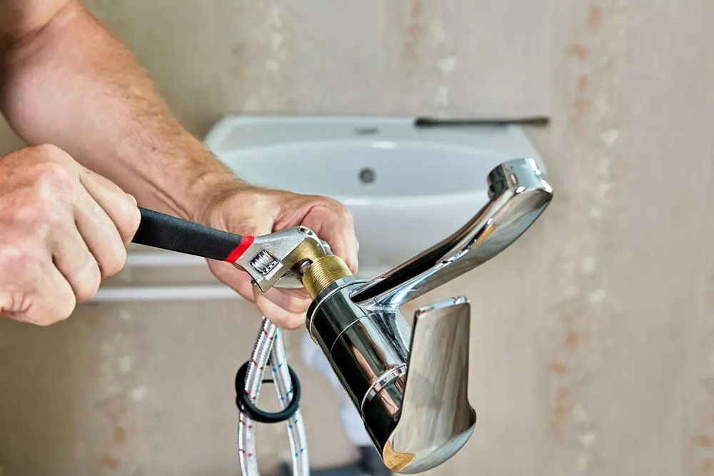 Leaking faucet repair